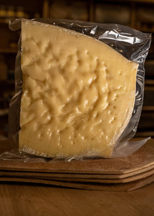 Kars Gravyer Peyniri